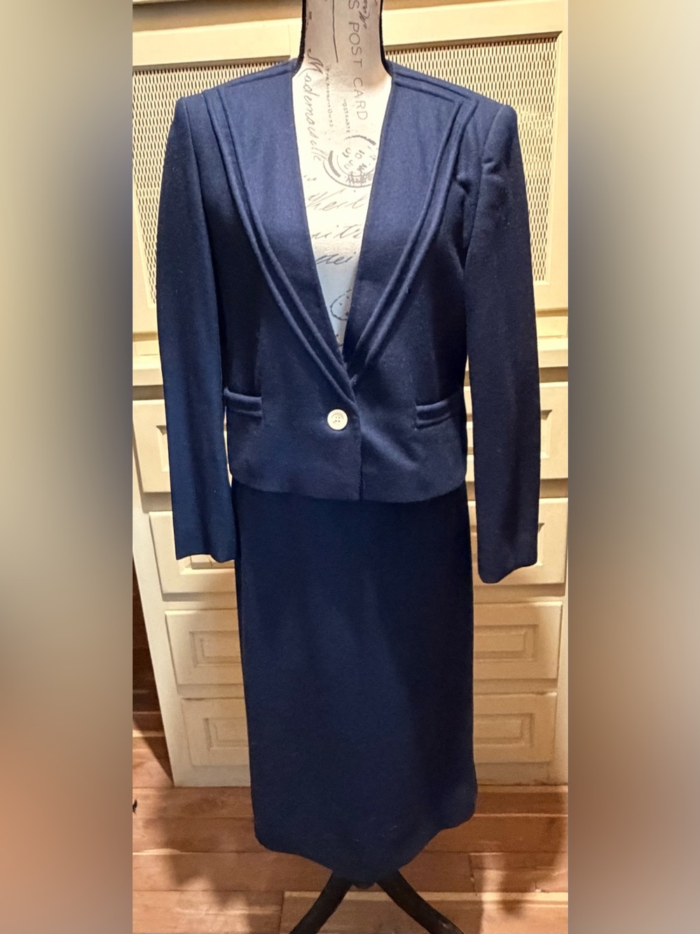 VTG Louis Feraud Paris Navy Blue 2Pc Skirt Suit Set